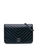 CHANEL Pre-Owned 2018-2019 Chevron Lambskin Studded Wallet On Chain crossbody bag - Blue