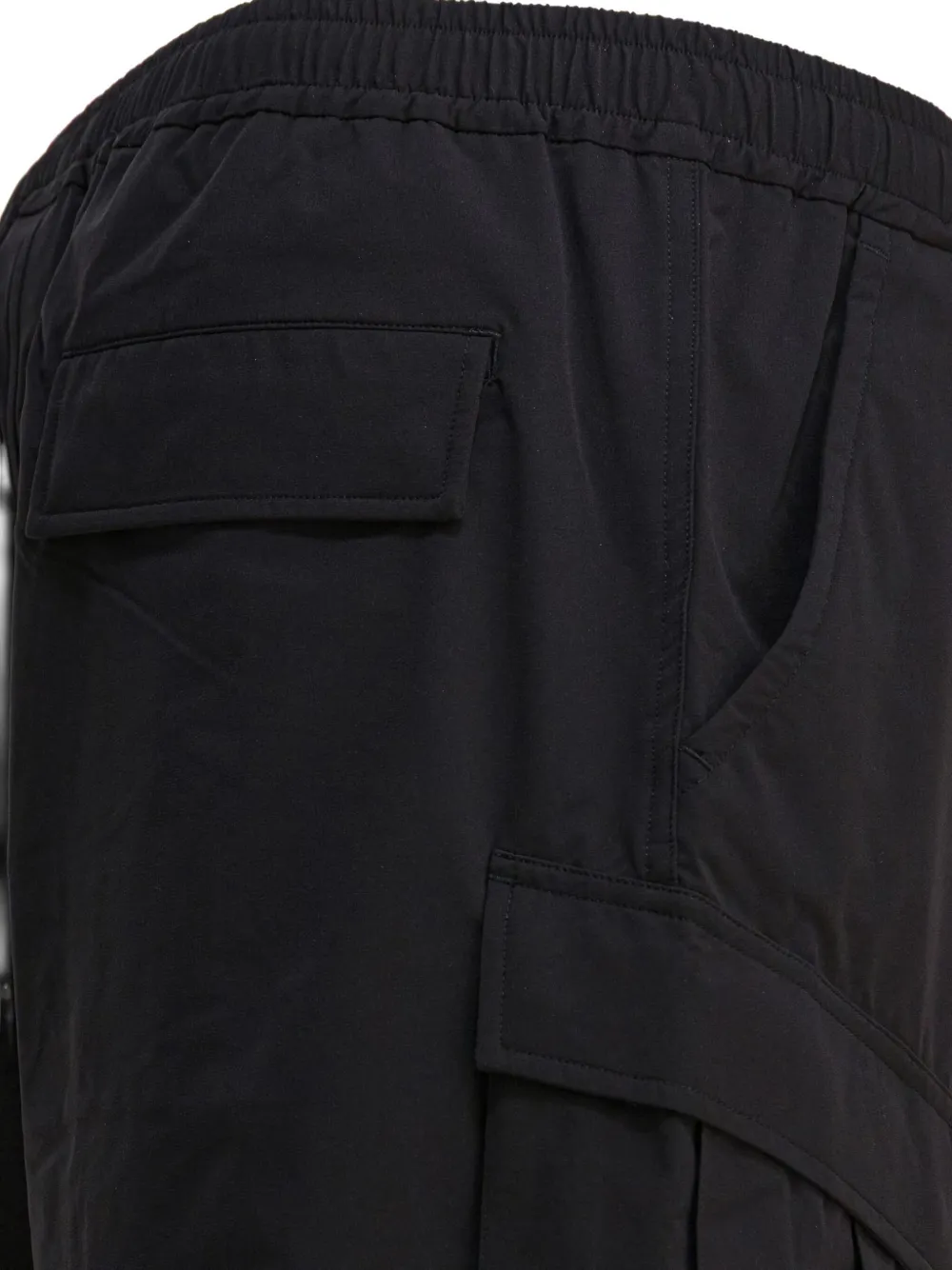 Daiwa Pier39 Cargo Pocket Elastic-waist Shorts In Black