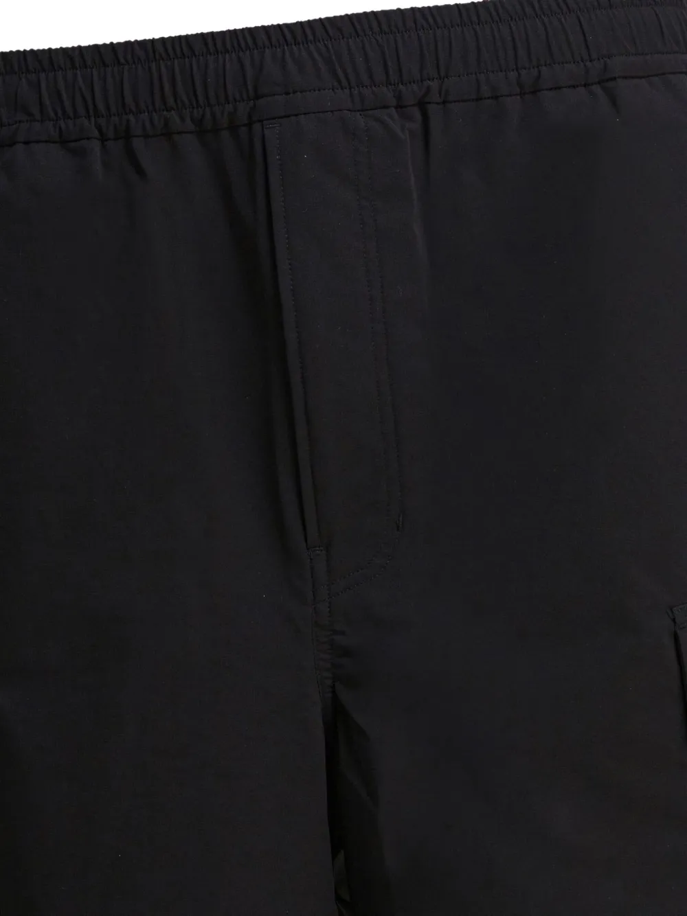 Daiwa Pier39 Cargo Pocket Elastic-waist Shorts In Black