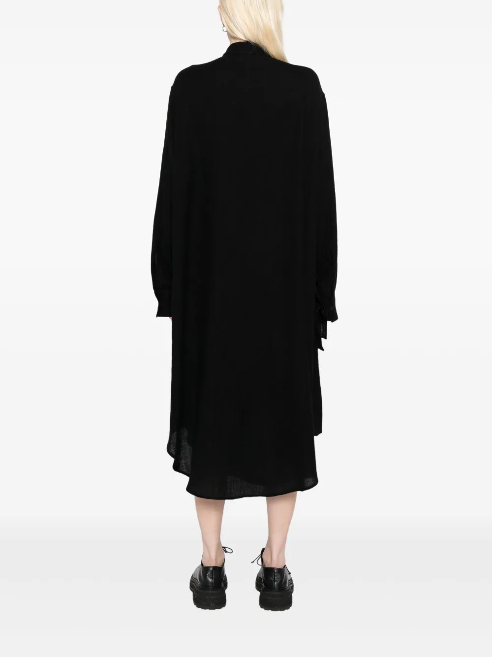 Yohji Yamamoto Jurk met geborduurde A-lijn Zwart