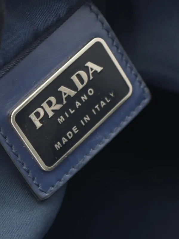 バッグ 00s PRADA Triangle Logo Shoulder Bag 20809825_50748818_600.jpg