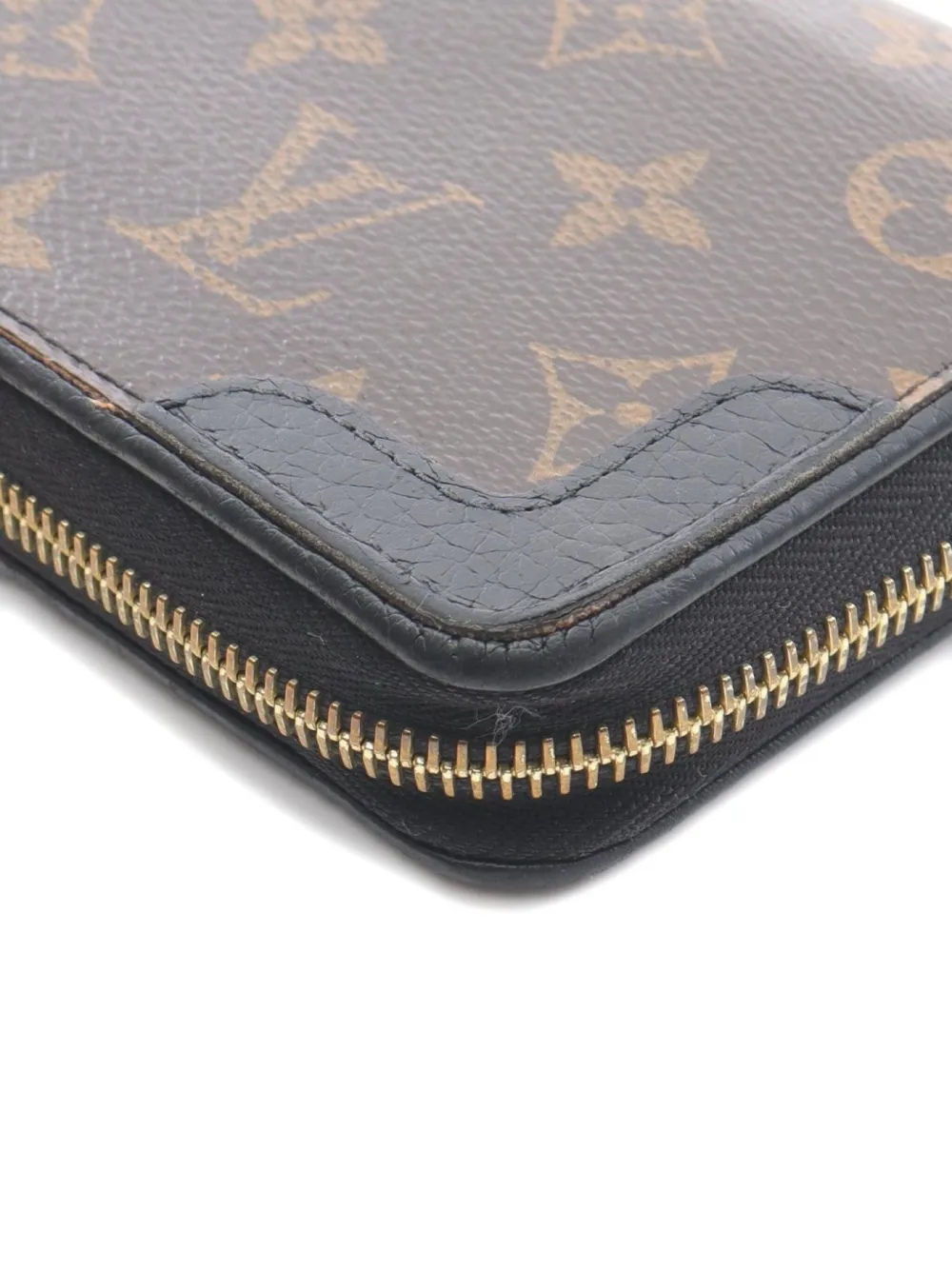 Pre-owned Louis Vuitton 2019 Monogram Retiro Zipper Wallet In Brown