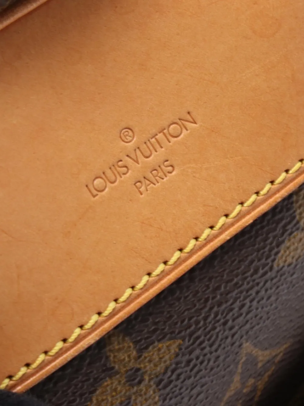 Pre-owned Louis Vuitton 1998 Deauville Handbag In Brown