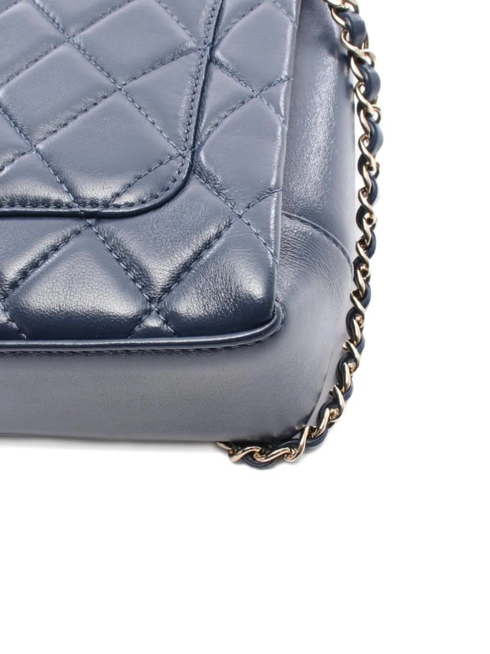 Pre-owned Chanel 2021 Classic Flap Two-way Handbag In Black
