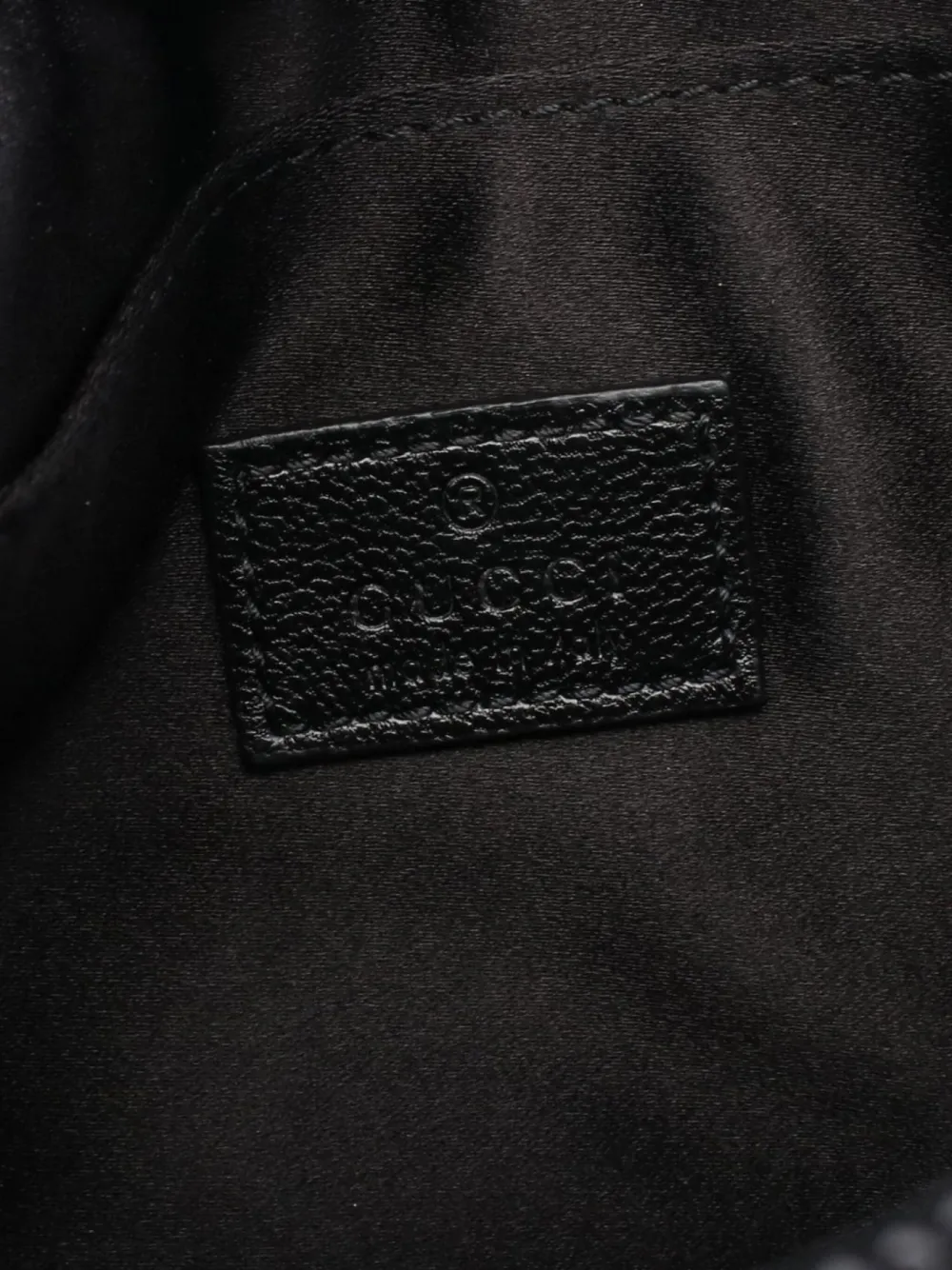 Pre-owned Gucci 10s Gg-motif Denim Shoulder Bag In Black