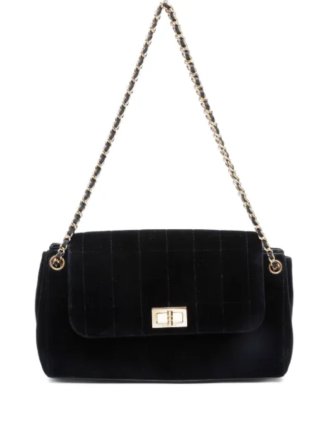 CHANEL Pre-Owned 2002-2003 2.55 Reissue quilted chain-strap shoulder bag