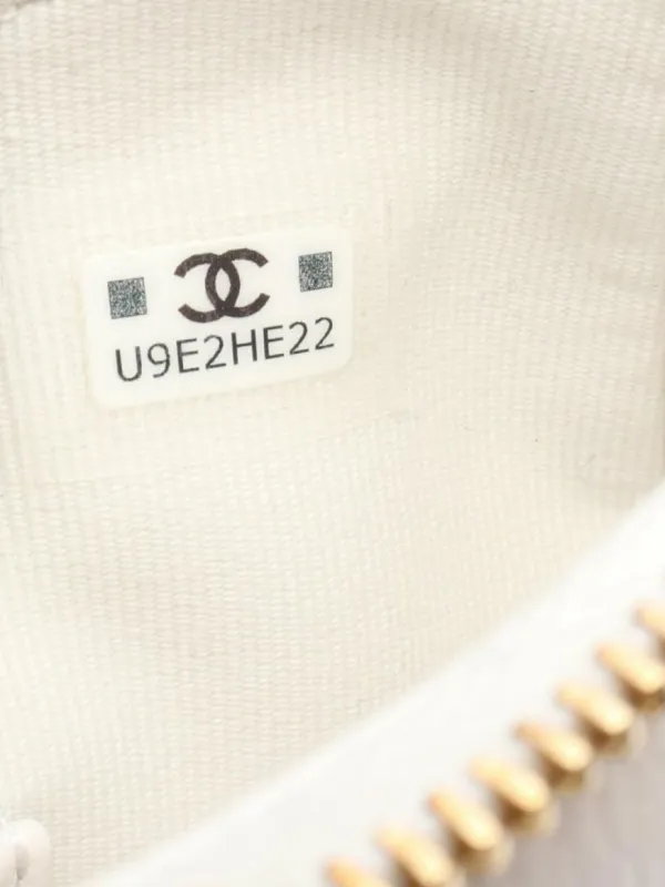 CHANEL Pre-Owned 2021s キルティング ショルダーバッグ | ホワイト CHANEL Pre-Owned 2021s キルティング ショルダーバッグ | ホワイト