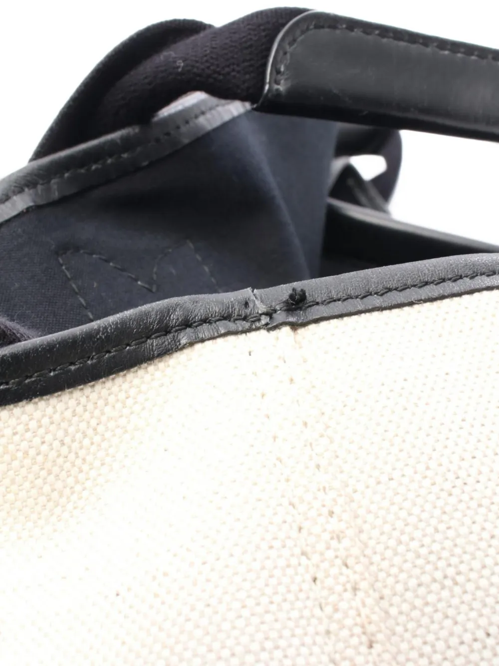 Pre-owned Balenciaga 2000s Cabas Tote Bag In White