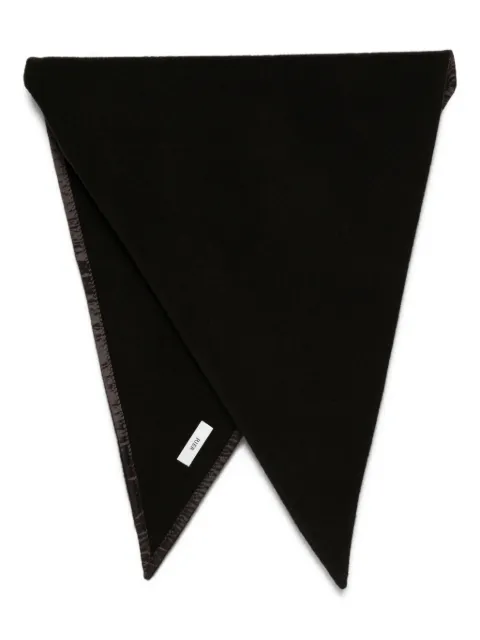 Rier foulard à design triangulaire