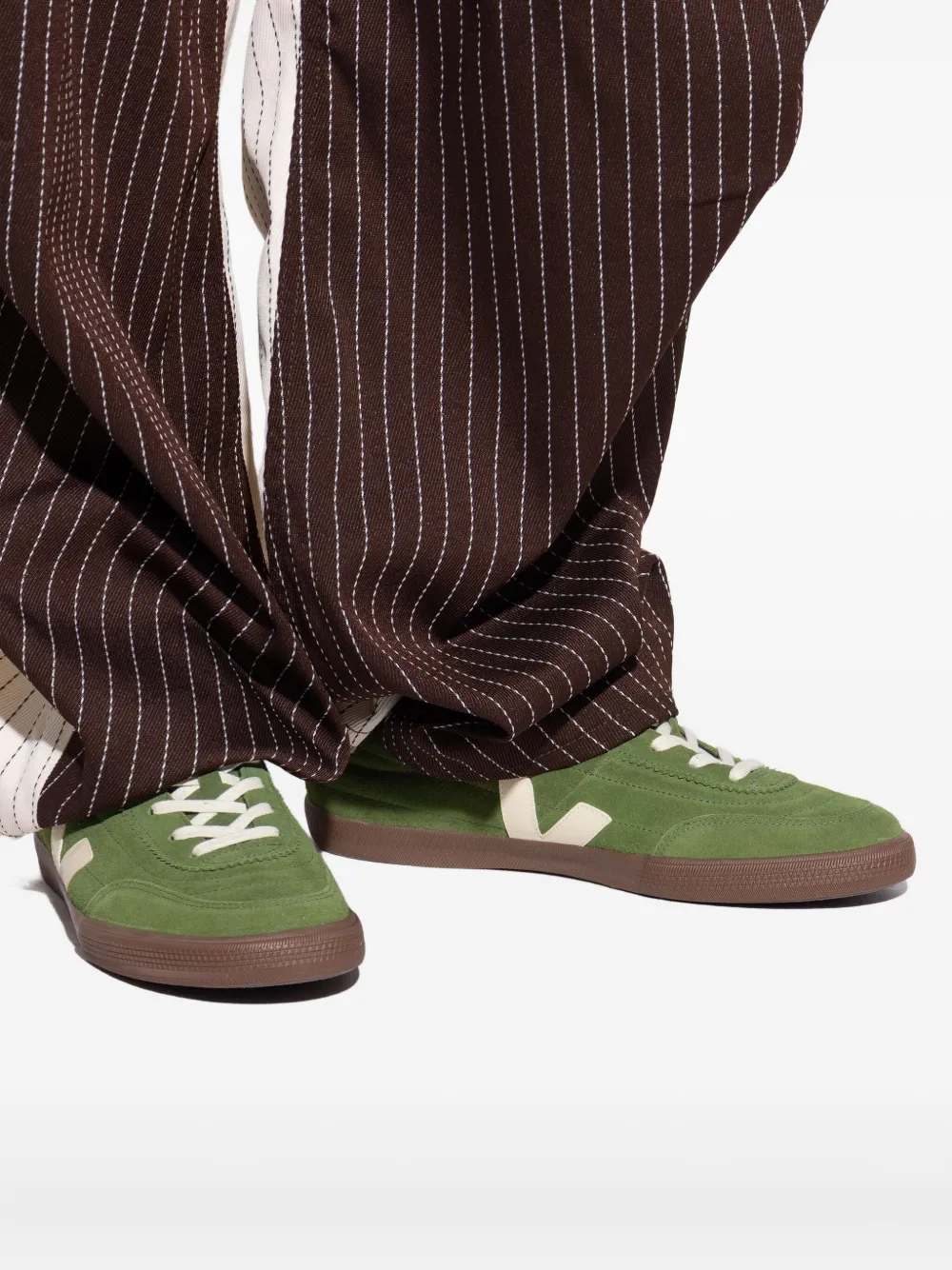 VEJA Panenka suede V-logo sneakers Green