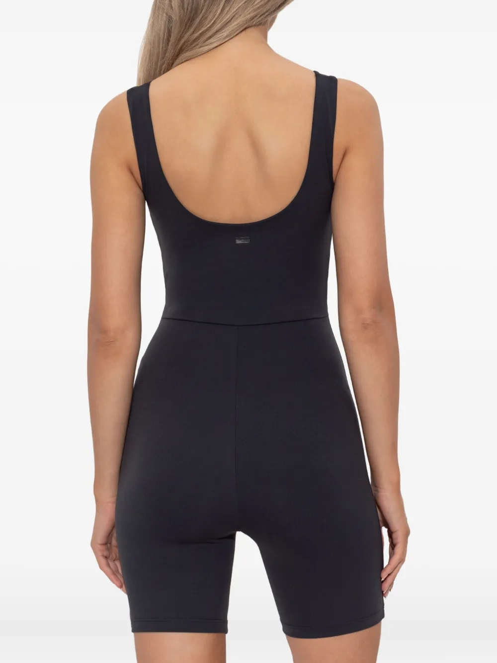 RETHINKIT STUDIOS Body met diepe ronde hals Zwart