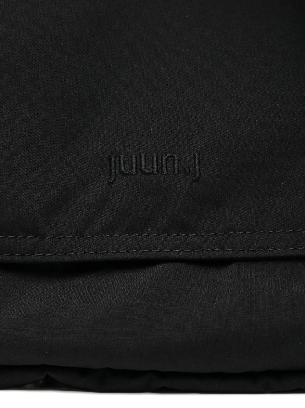 Juunj Logo-embroidered Shoulder Bag In Black