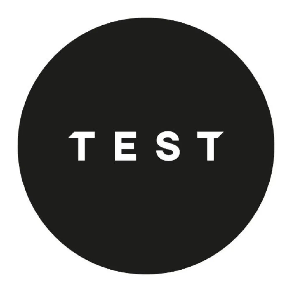 There Was One Test product Zwart
