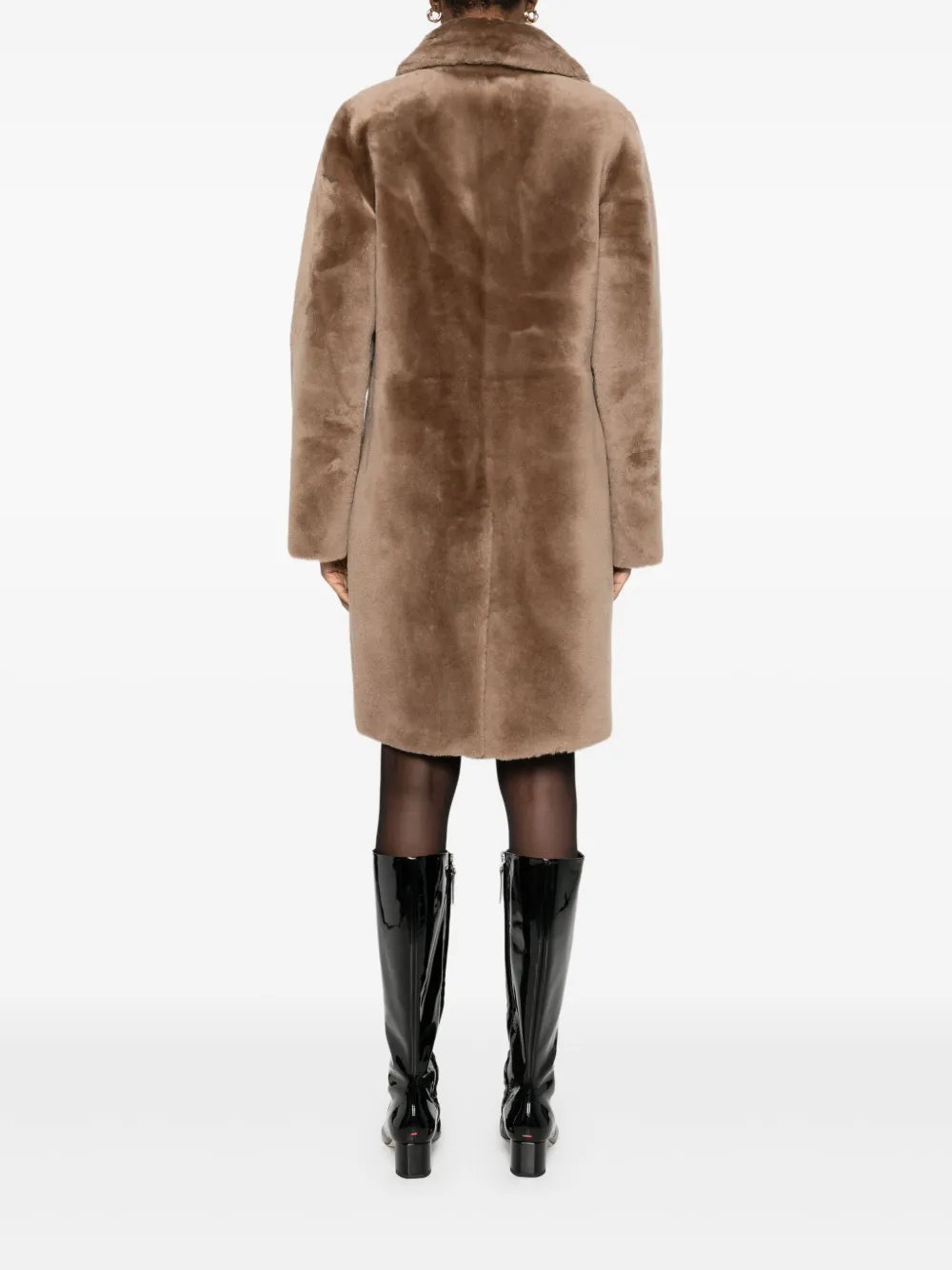 Suprema Lapel-collar Fleece Coat In Brown