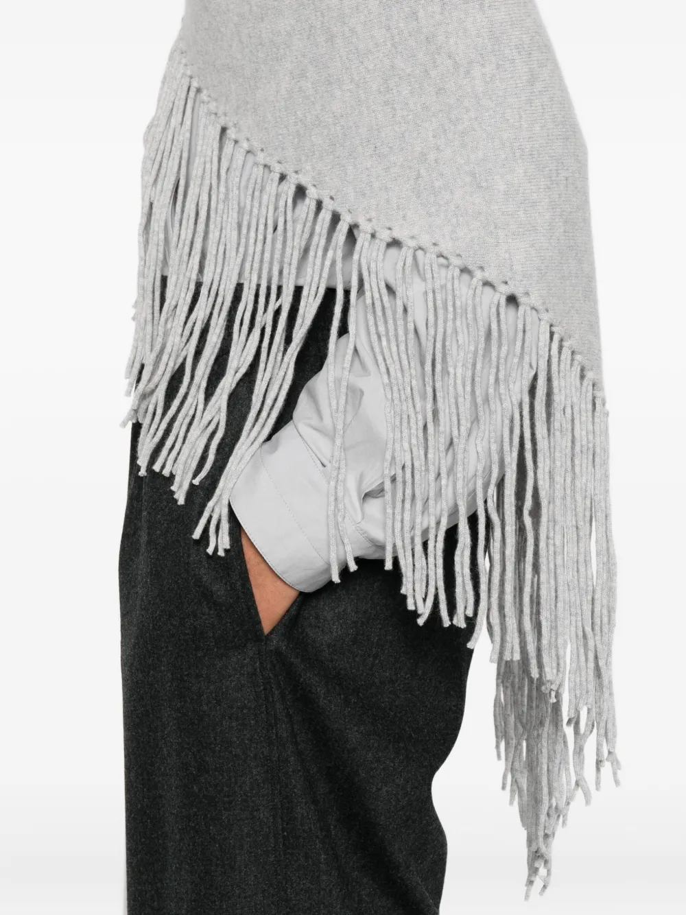 Vanisé Fringed-trim Wool Poncho In Gray