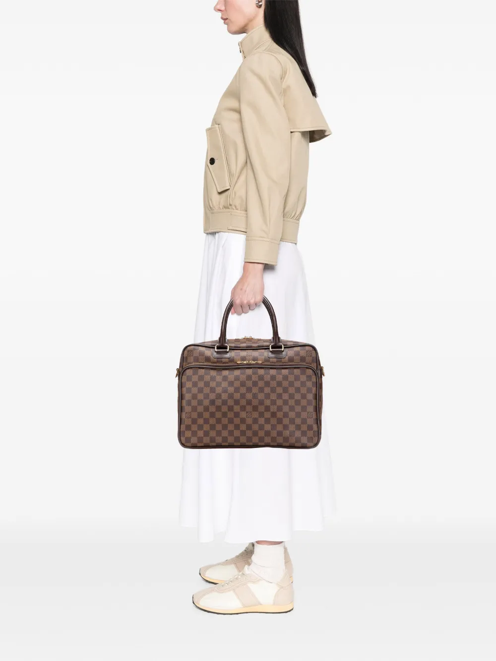 Louis Vuitton Pre-Owned 2013 Damier Ebene Icare business bag | Pre-Owned | Image 2