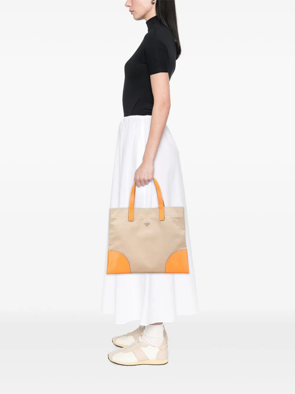 Prada Pre-Owned 2000-2013 Cinghiale Trimmed Canapa tote bag | Pre-Owned | Image 2