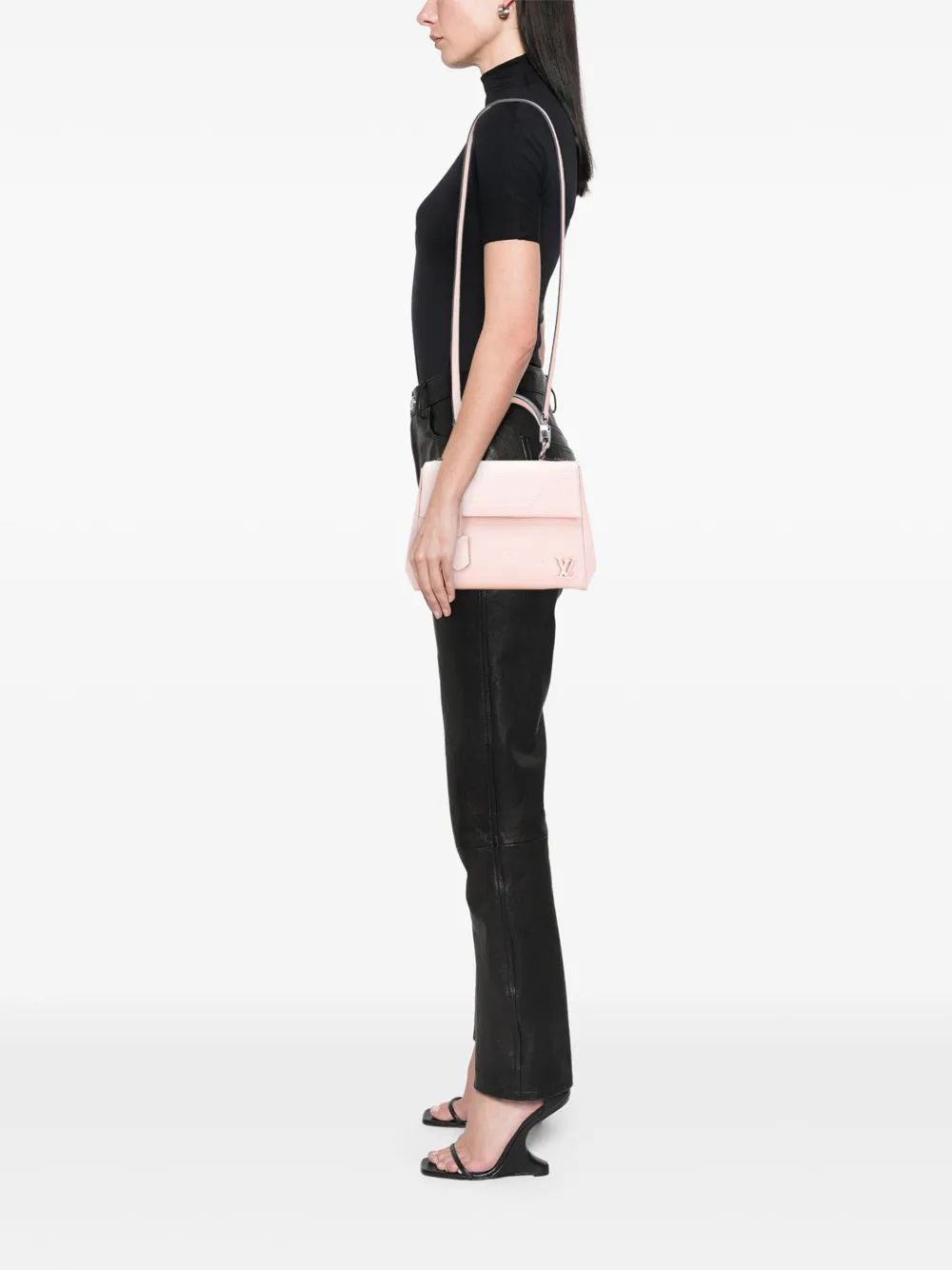Louis Vuitton Pre-Owned 2019 Epi Cluny BB satchel | Pre-Owned | Image 2