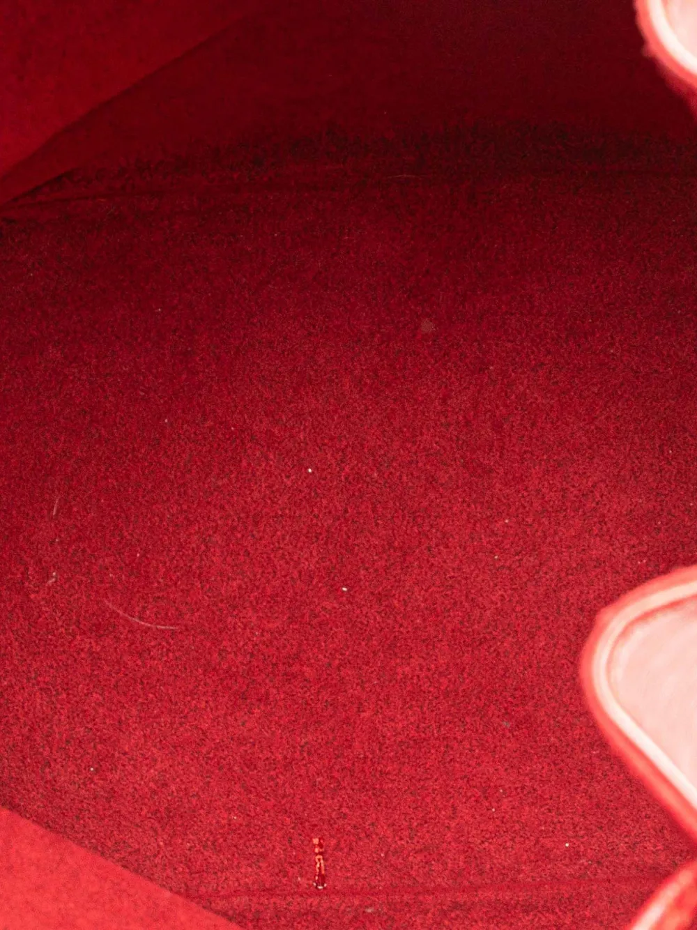 Pre-owned Louis Vuitton 1995 Epi Noe Gm Bucket Bag In Red