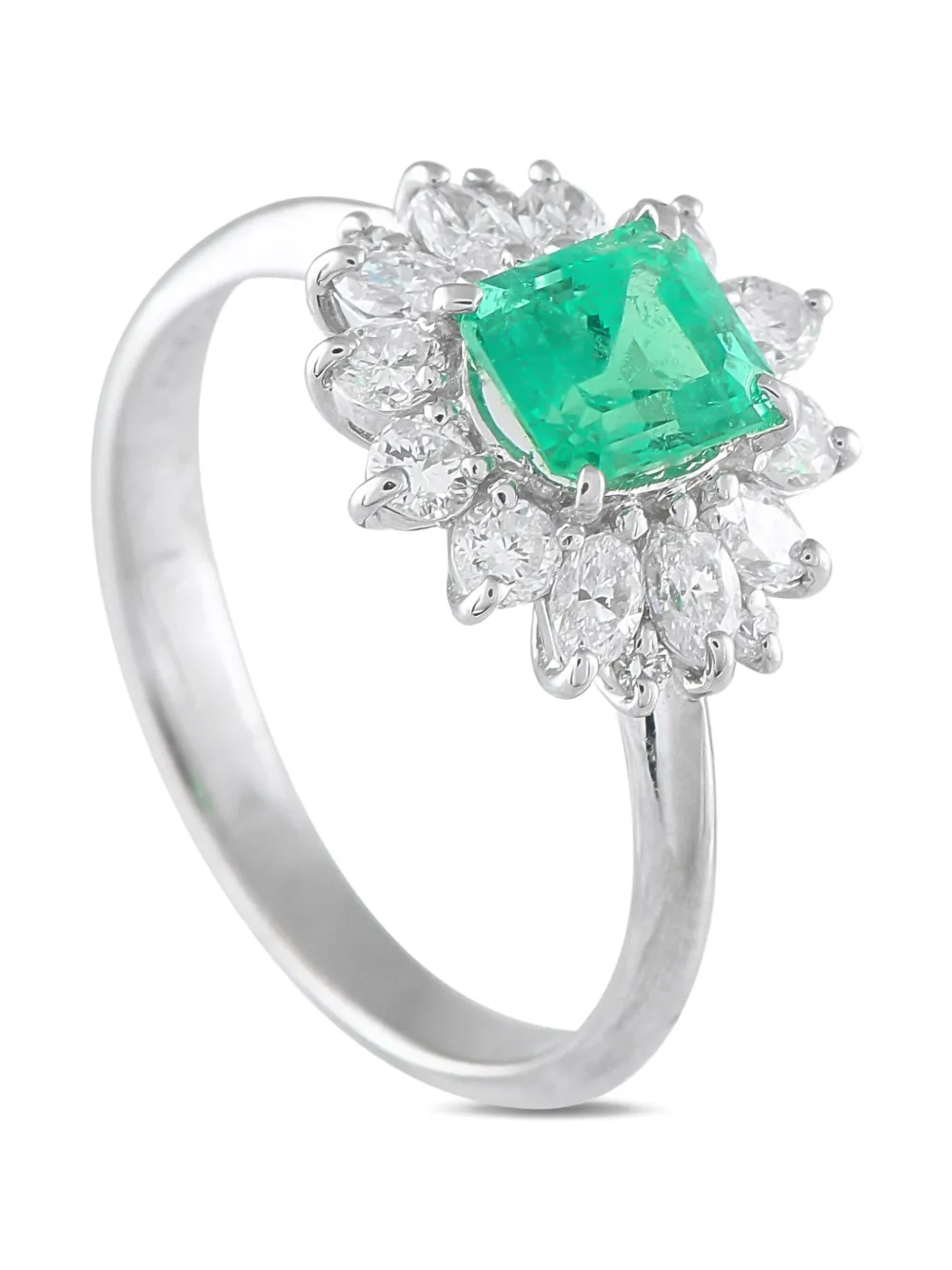 LB Exclusive platinum emerald and diamond ring | Green | Image 1