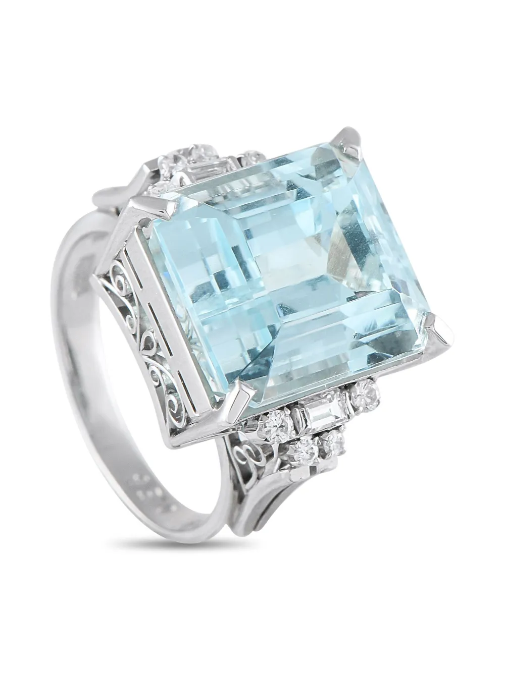 LB Exclusive platinum aquamarine and diamond ring | Blue | Image 1