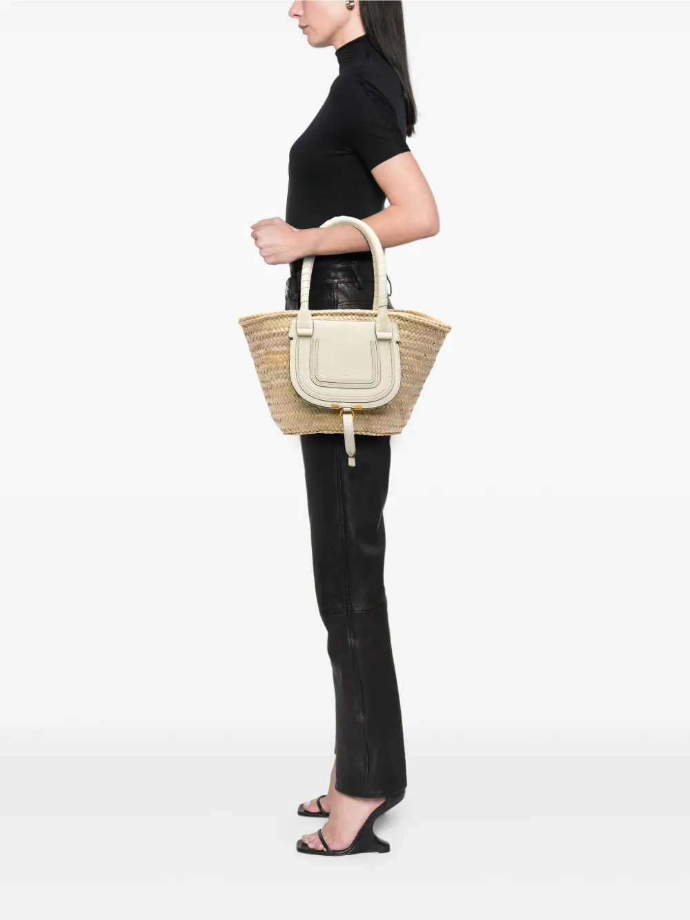 Chloé Pre-Owned 2021 Medium Raffia Marcie Basket tote bag | Pre-Owned | Image 2