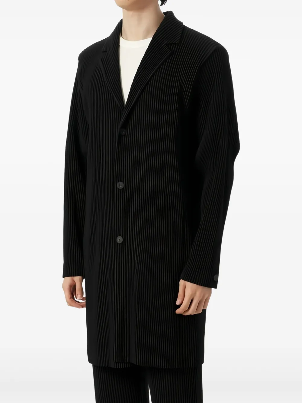 ジャケット・アウター HOMME PLISSE ISSET MIYAKE COAT Homme Plissé Issey Miyake Plissé Buttoned Coat | Black | FARFETCH IN