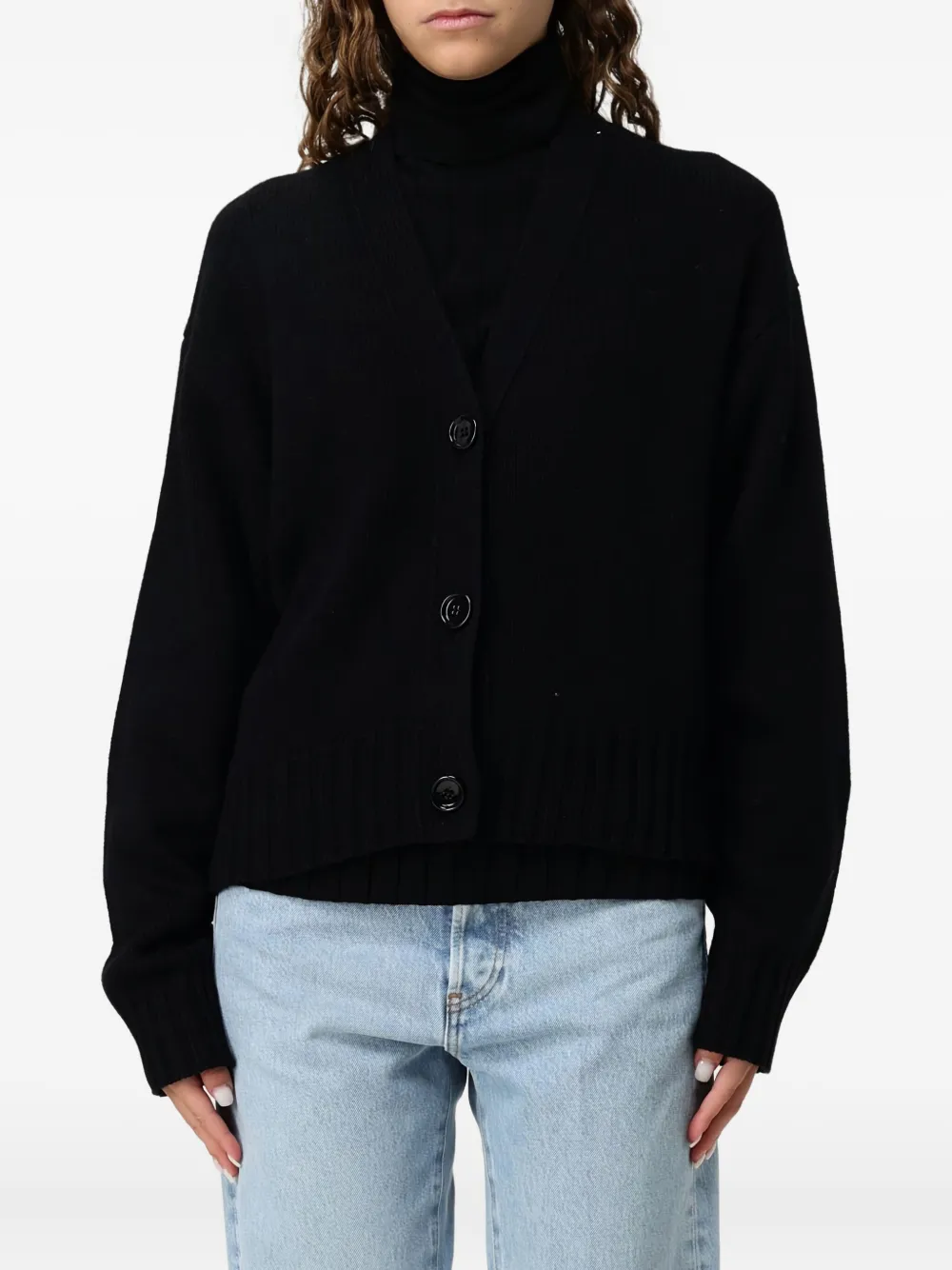 Allude V-neck Cardigan In Black
