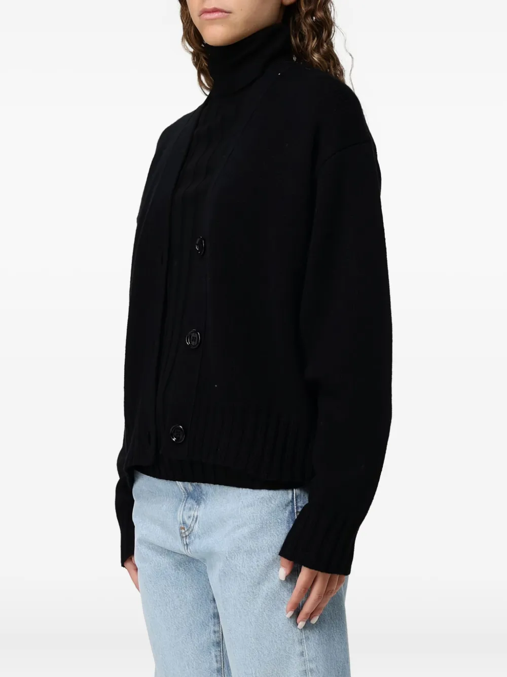 Allude V-neck Cardigan In Black