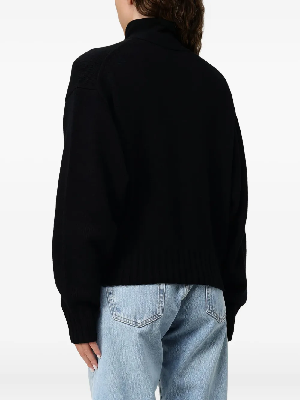Allude V-neck Cardigan In Black