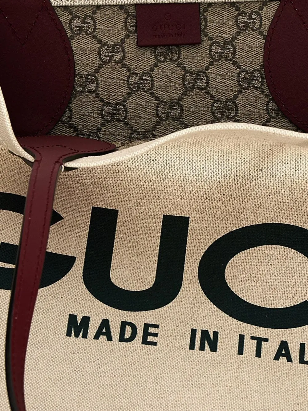 Gucci logo-print canvas tote bag Beige