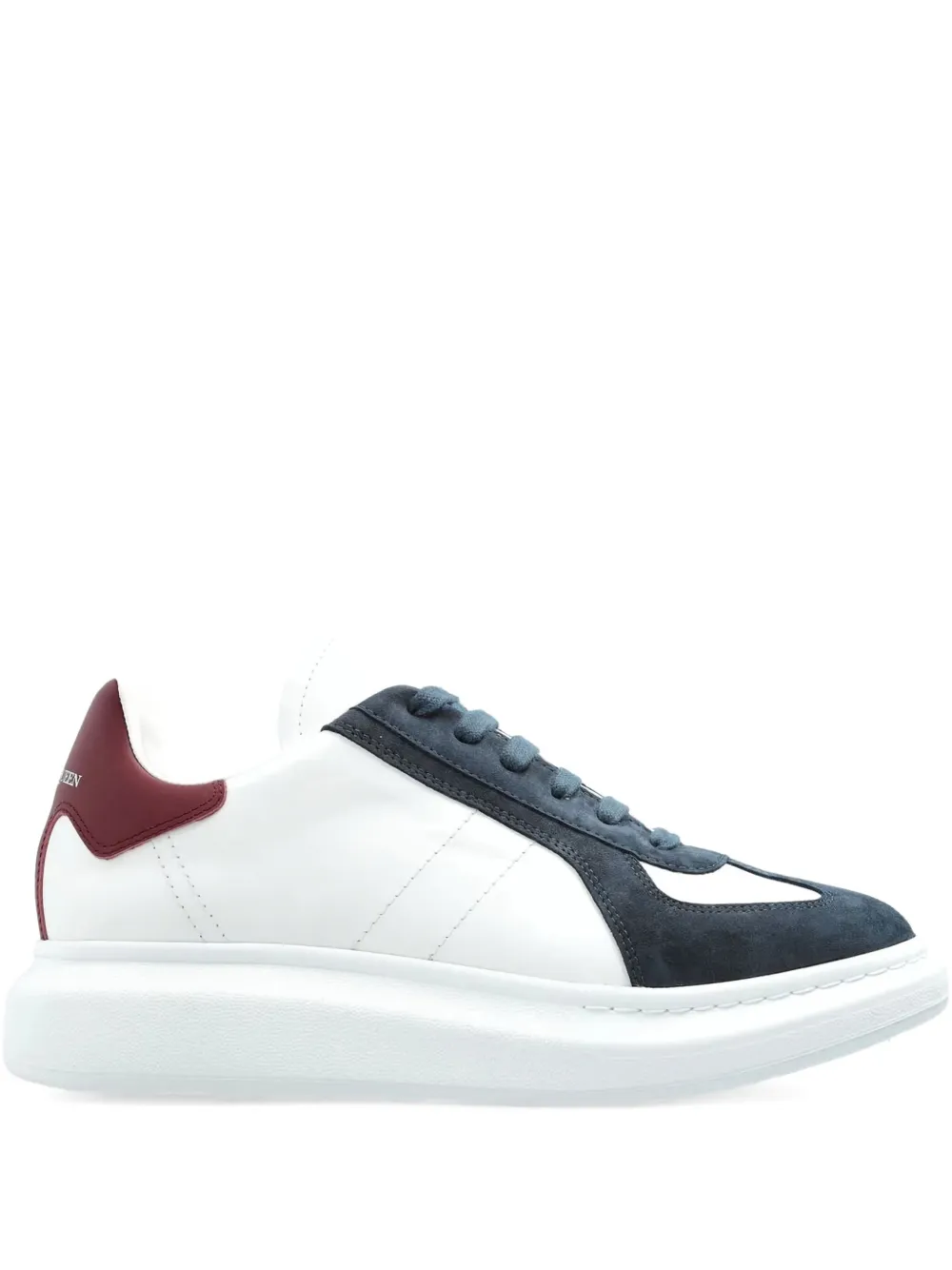 Alexander McQueen Sneakers met vlakken en veters Wit