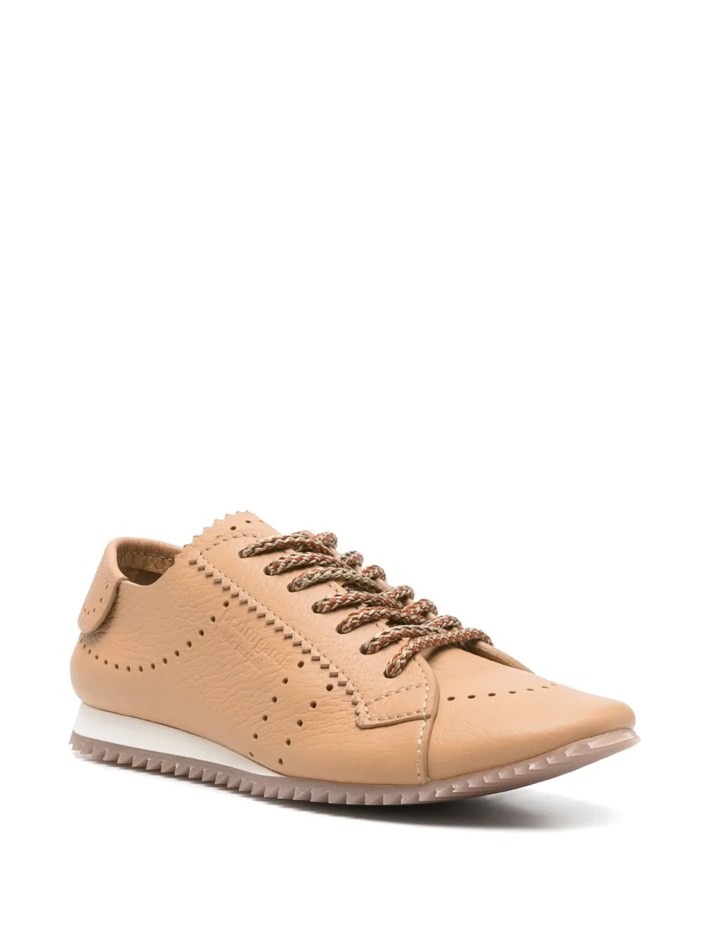 Pedro Garcia Celin sneakers met geperforeerde details Beige