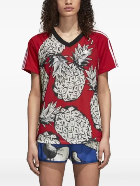 adidas playera con piñas estampadas