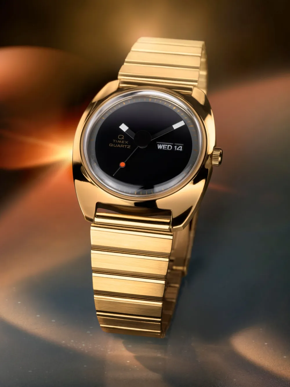Timex 1975 Enigma 37mm In Gold