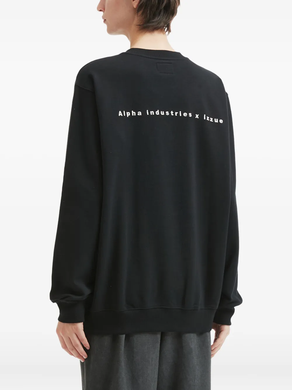 izzue x Alpha Industries sweater met logopatch Zwart