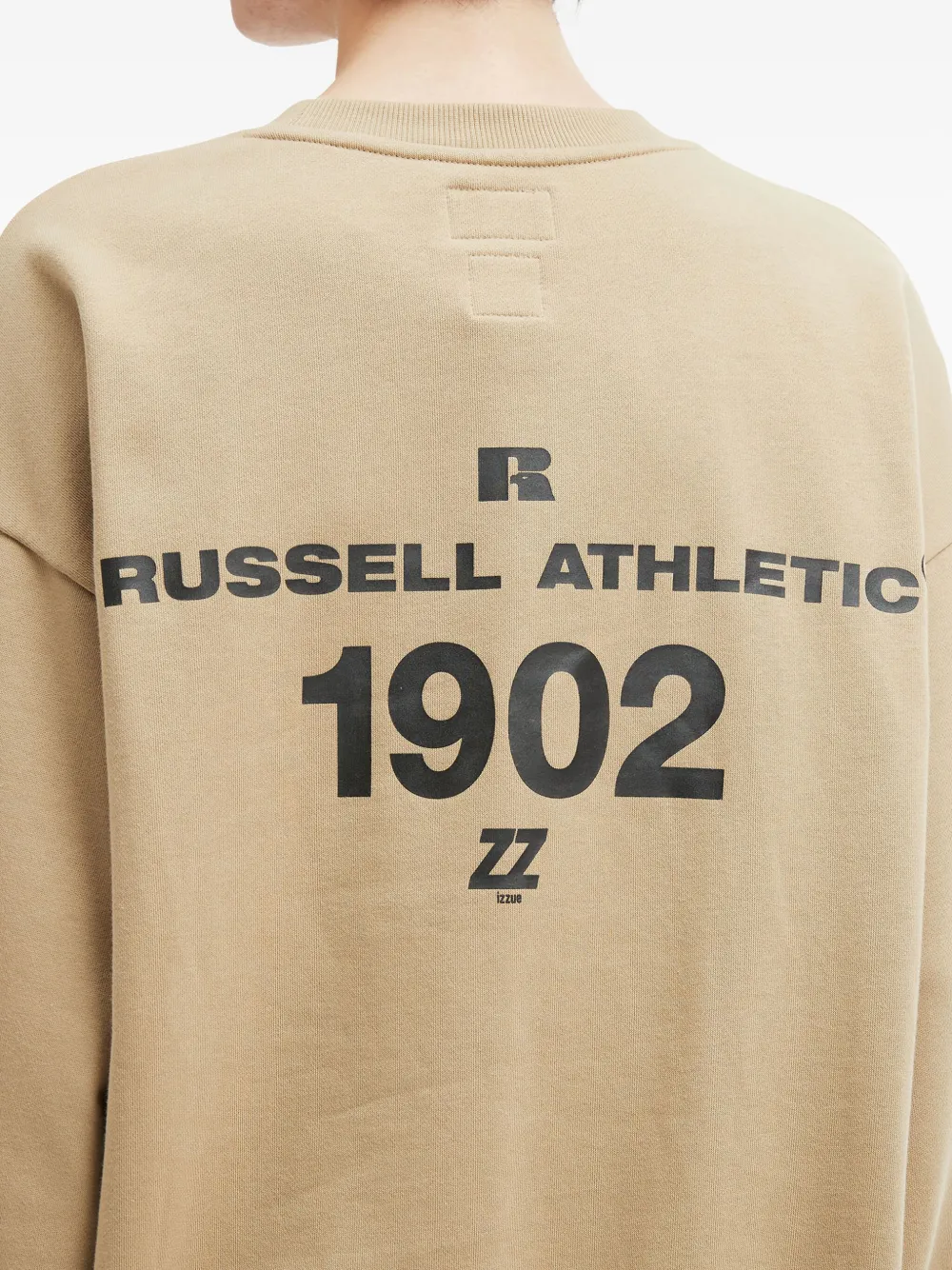 Izzue X Russell Athletic Logo-print Sweatshirt In Neutral