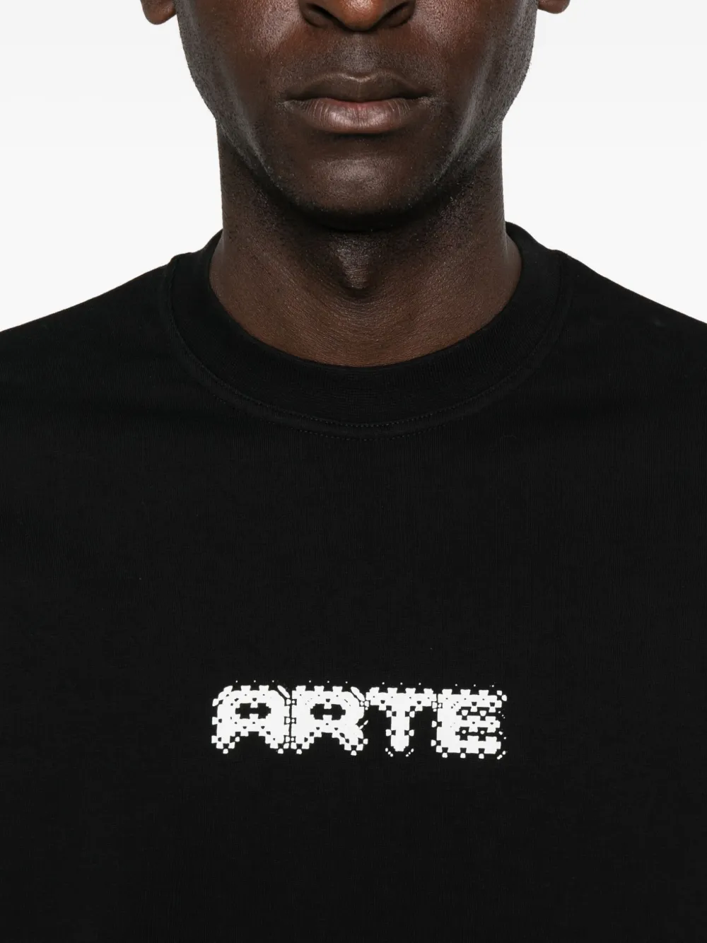 Arte Antwerp Logo-print T-shirt In Black