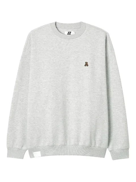 izzue teddy bear-embroidered crew-neck sweatshirt