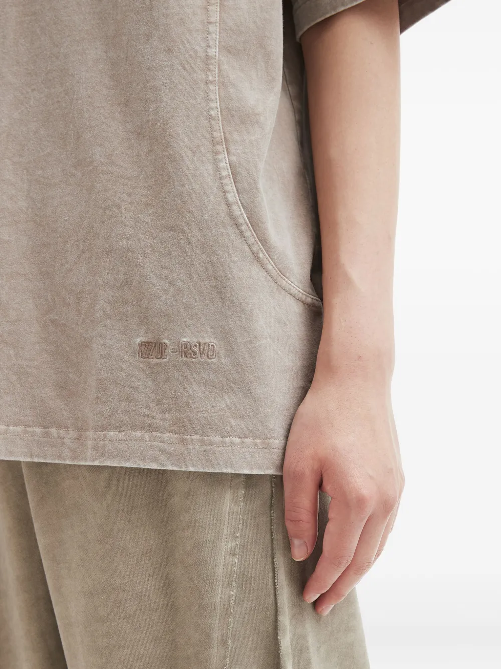 Izzue Curved-hem Cotton T-shirt In Neutral