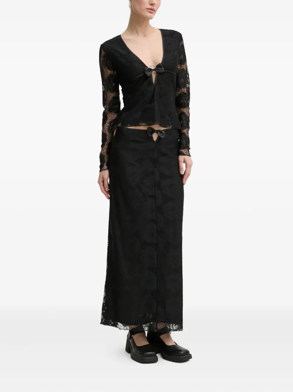 Résumé lace bow skirt | Straight Skirts | Image 2
