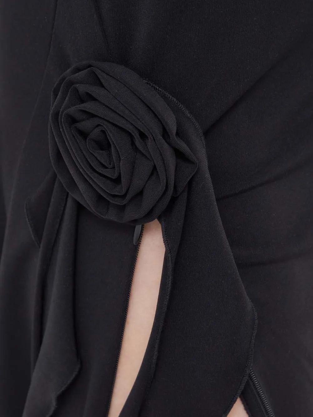 Resume Floral Appliqué Slit Dress In Black