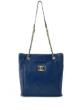 CHANEL Pre-Owned 2020 CC Quilted Calfskin Front Pocket Shopping Bag shoulder bag - Blue