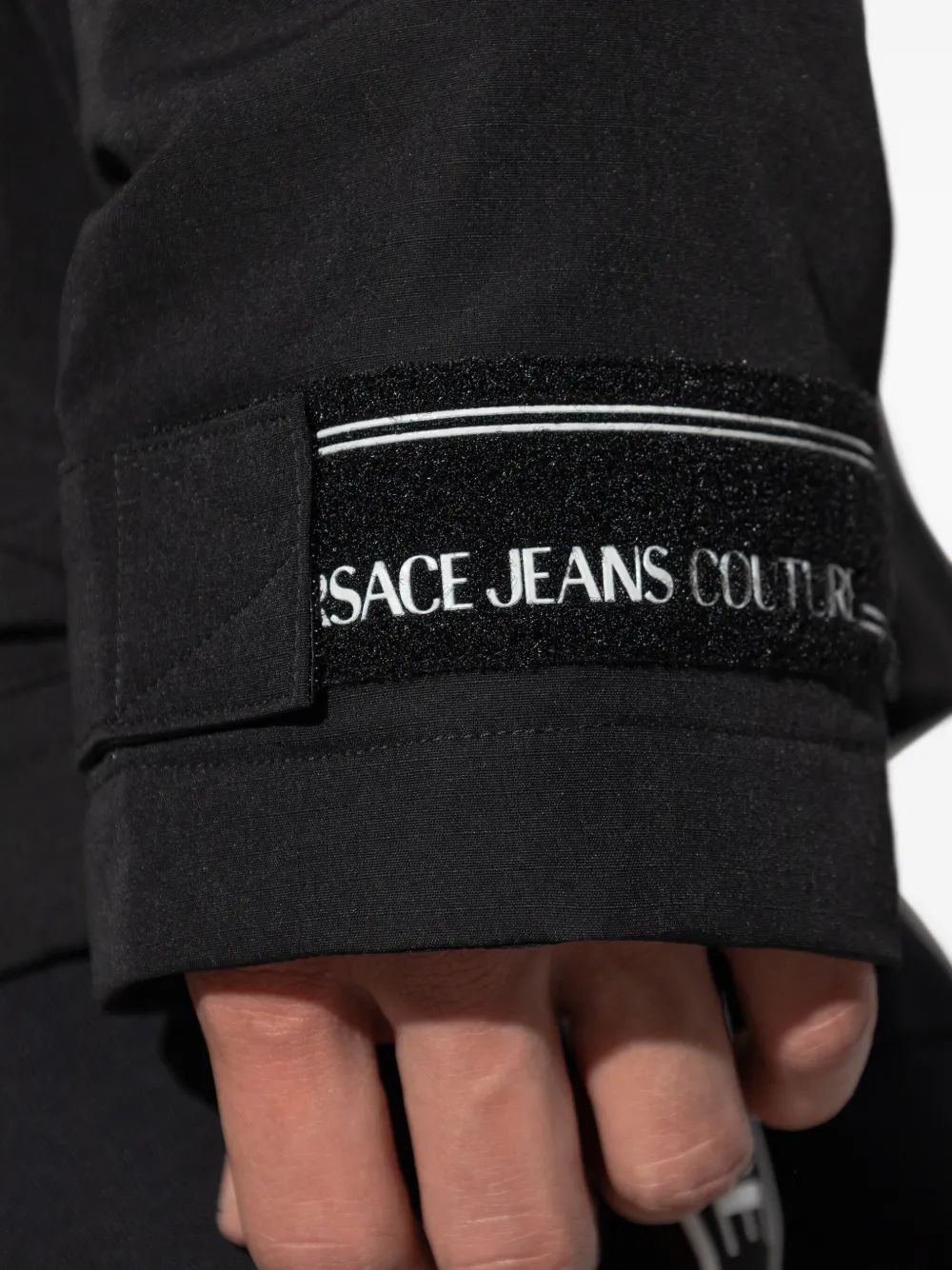 Versace Jeans Couture Jack met capuchon en zak Zwart