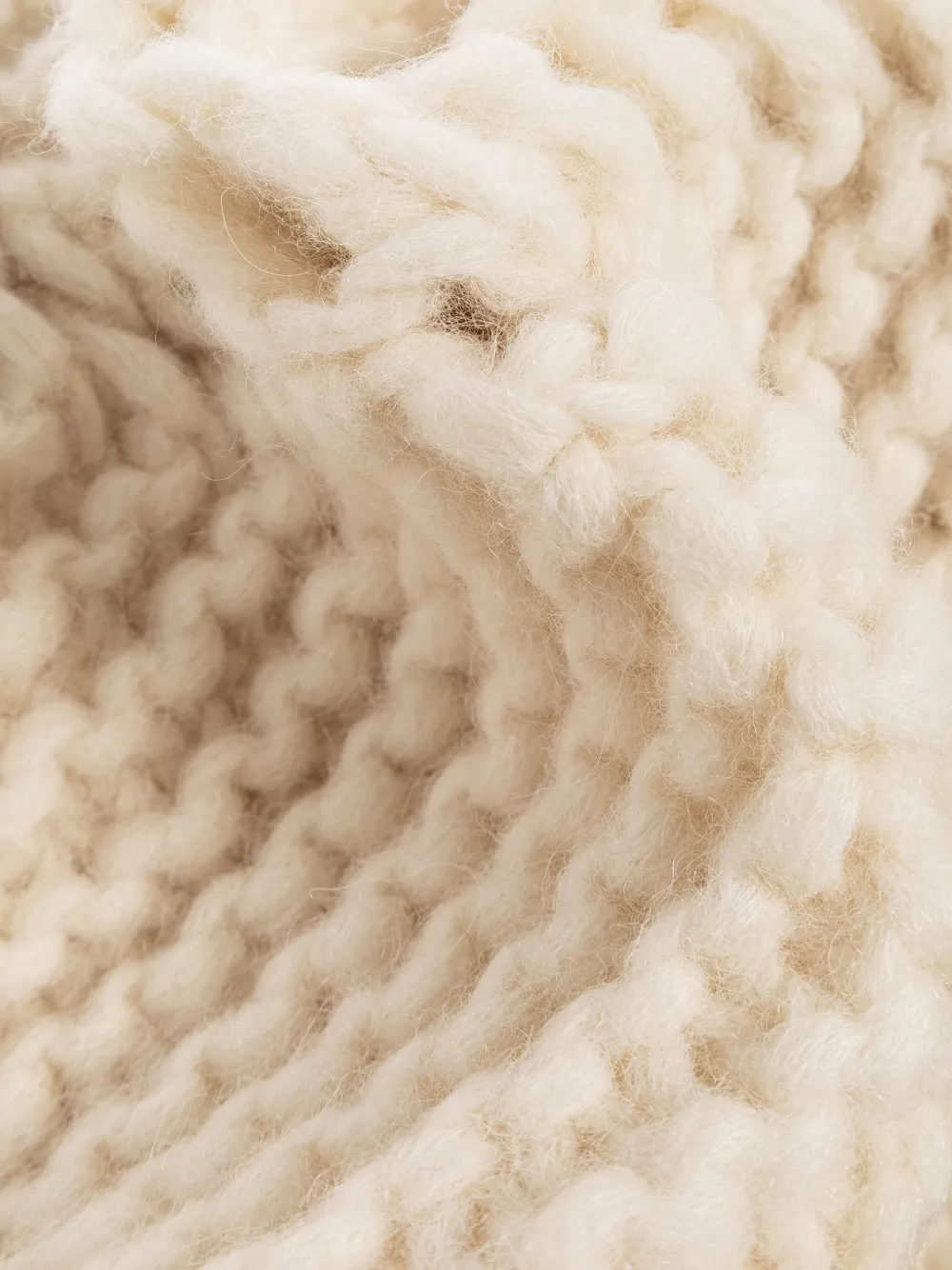 Moschino Kabelgebreide sjaal met franje Beige