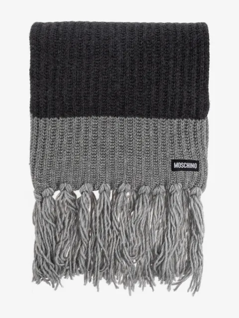 Moschino Gerippter Schal mit Fransen