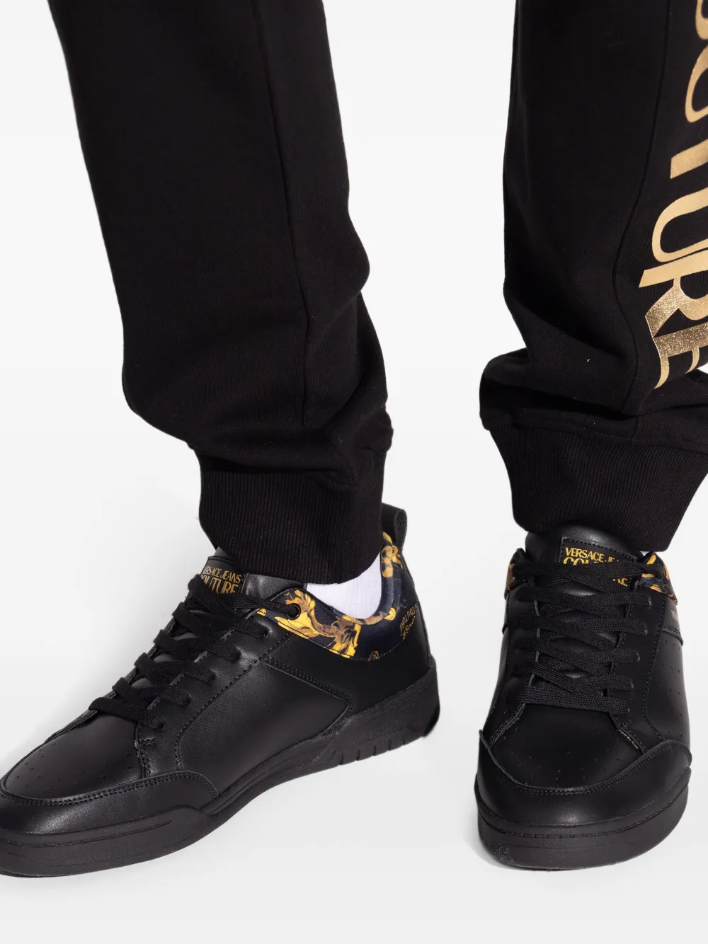 Versace Jeans Couture Sneakers met barokprint Zwart