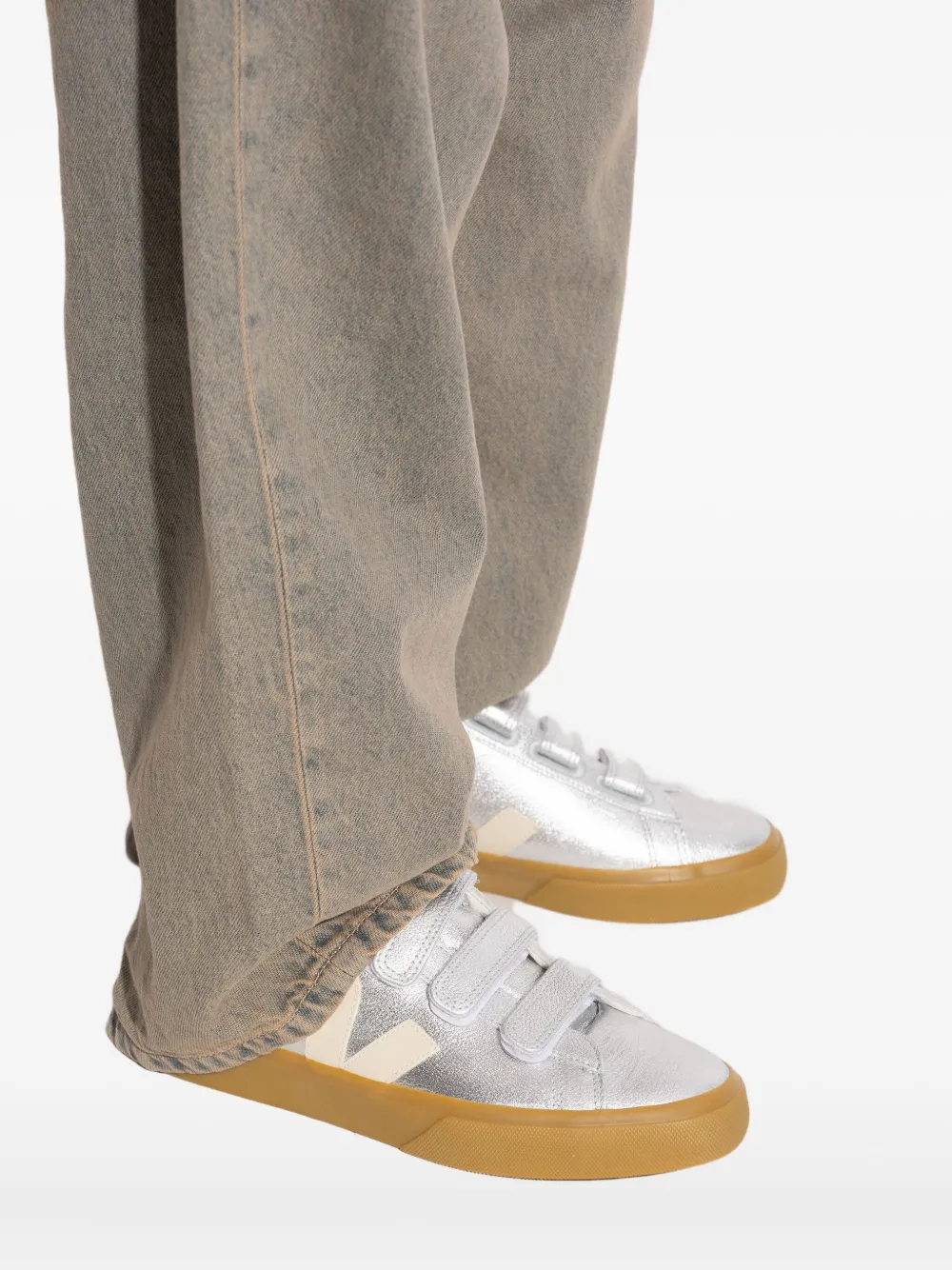 VEJA leather strap-fastening sneakers Silver