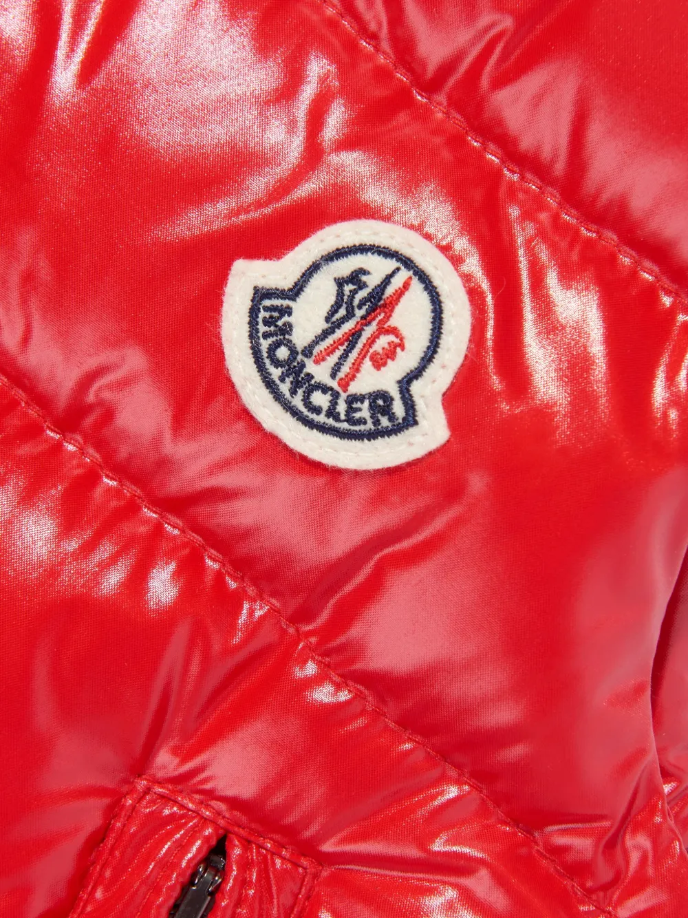 Moncler Enfant ロゴパッチ キルティングベスト | レッド