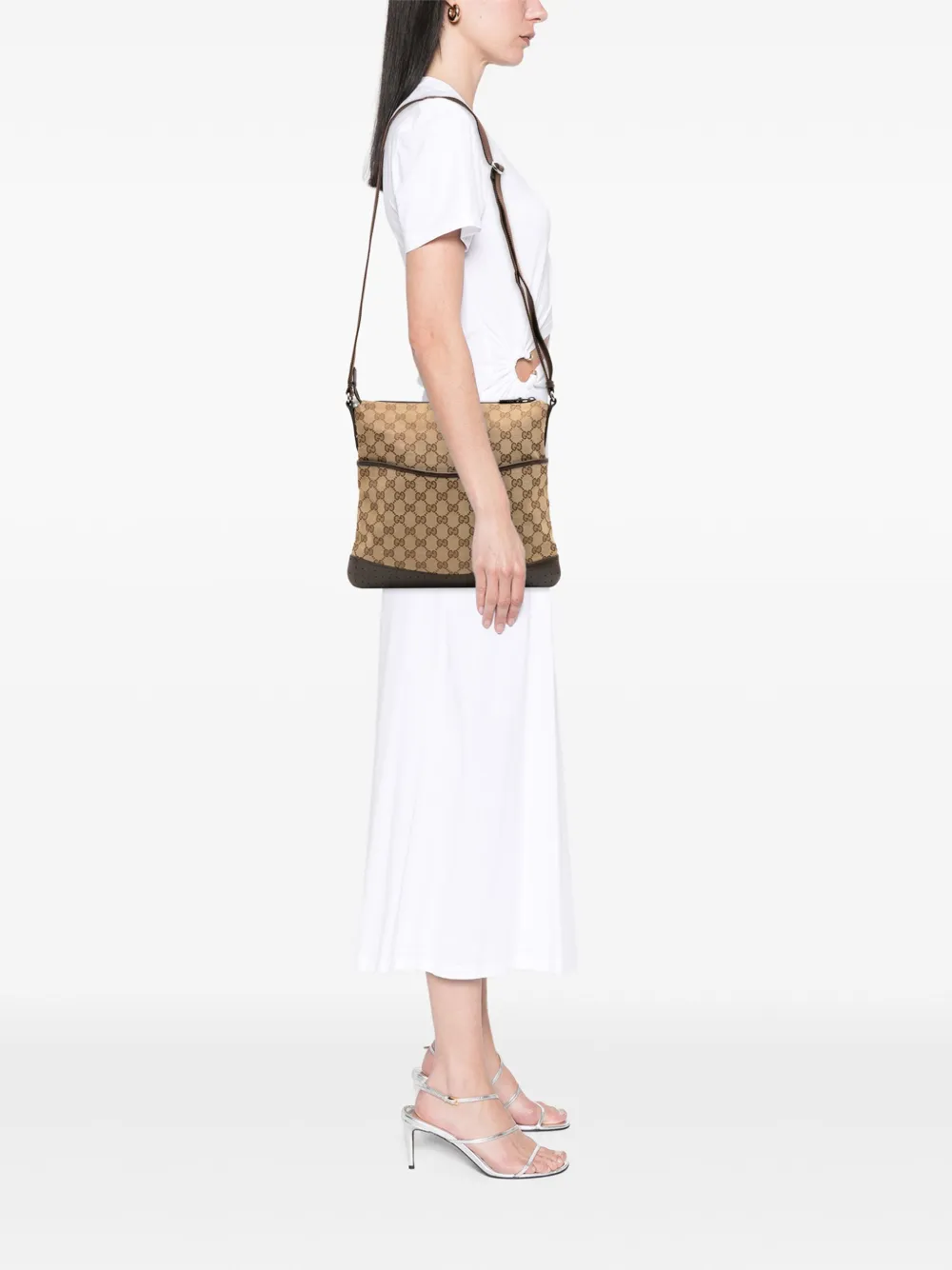 Gucci Pre-Owned 2016-2025 GG Canvas crossbody bag | Pre-Owned | Image 2